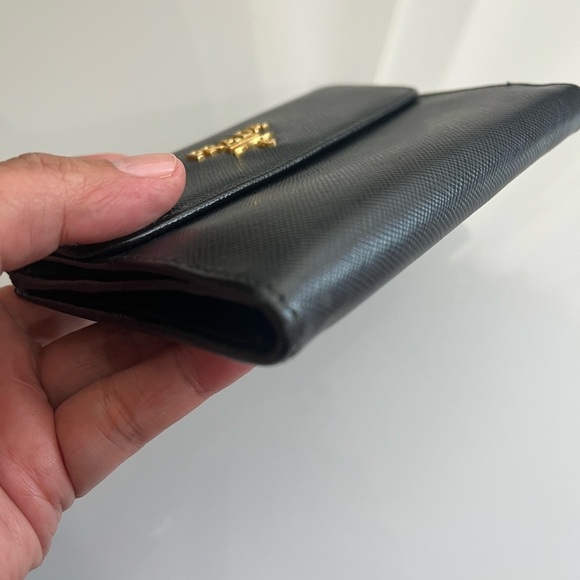 PRADA BLACK SAFFIANO LEATHER WALLET - Picture 10 of 12